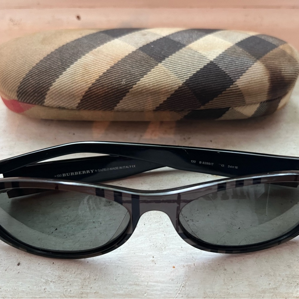 Burberry Black Sunglasses with Checkered Case